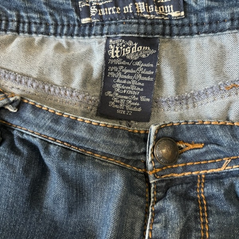 Source of Wisdom boot cut jeans size 22.